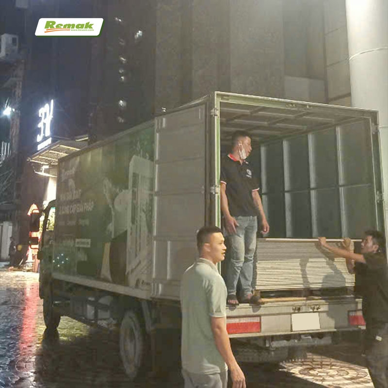 Remak giao hàng nhanh 24/7 giúp đảm bảo tiến độ công trình
