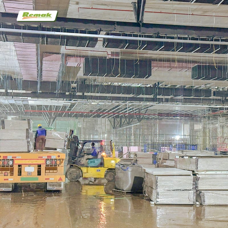 Tấm cách âm được đóng thành kiện, rất dễ vận chuyển và kiểm đếm số lượng. Công khai minh bạch hàng hóa