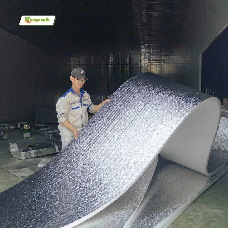 Remak cung cấp xốp PE Foam mặt bạc cho nhà máy tại KCN Khai Sơn – Bắc Ninh 9 Xốp Pe foam một mặt bạc cách nhiệt tốt